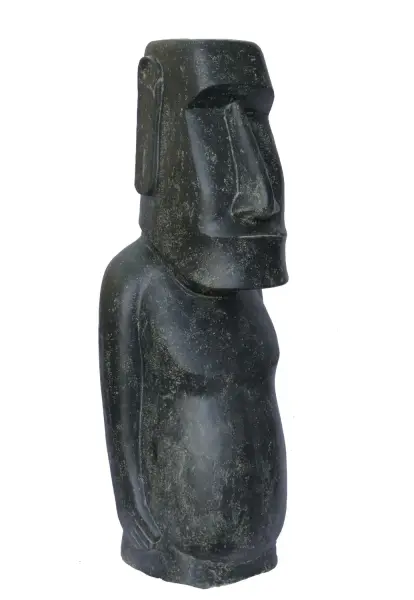 Product image 6 of the product “Moai full body, 127cm Height | Cast stone, handcrafted & coloured ”